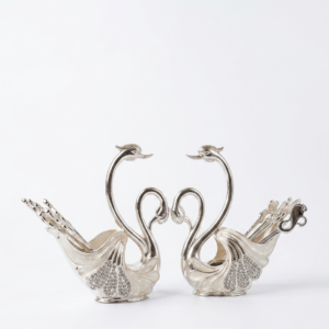 Swan Duo Centerpiece